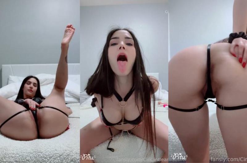 Cincinbear Hot Teasing Video Leaked