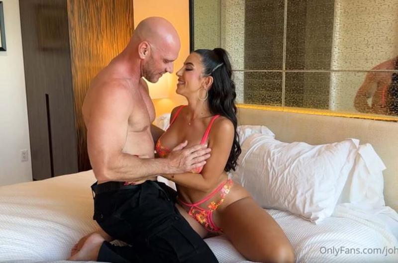 Lena The Plug Sextape With Johnny Sins Video Leaked
